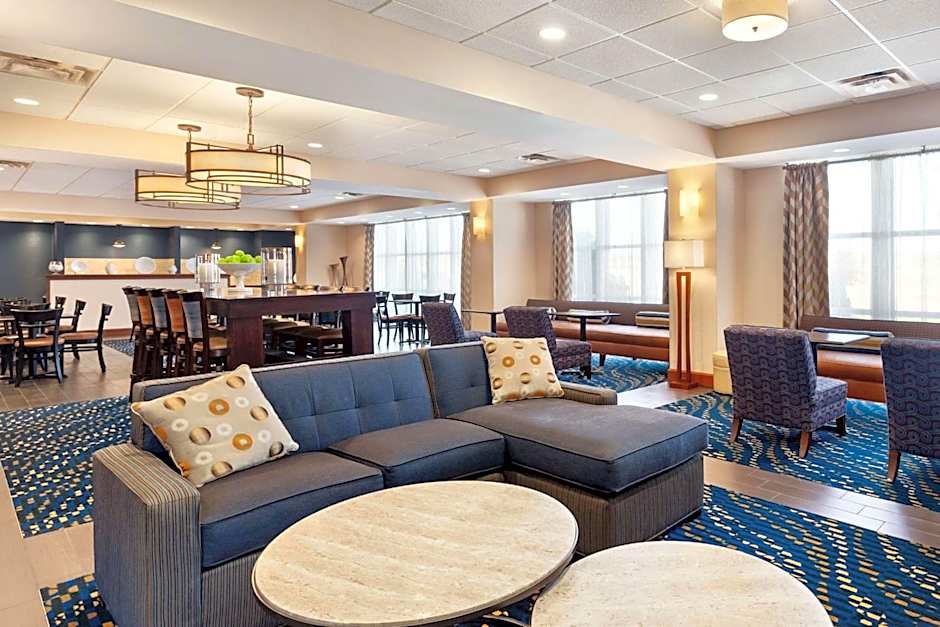 Hampton Inn By Hilton Watertown