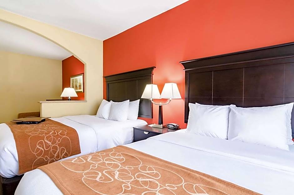 Comfort Suites Salina South