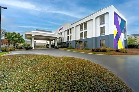 Spark by Hilton Atlanta-Town Center/Kennesaw
