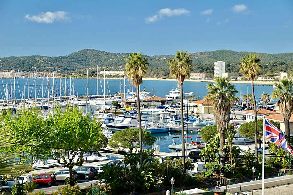 Auberge De La Calanque