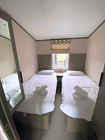 Pet friendly Luxury Lodge – 2 Bed