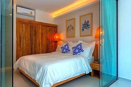 Suite with Sea View