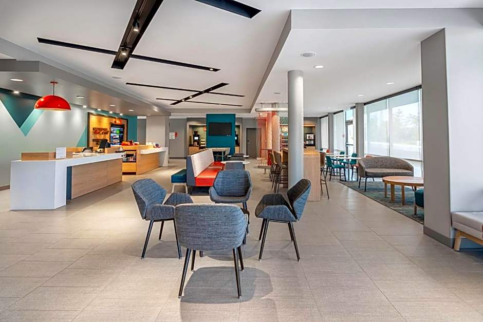 Avid Hotels Milwaukee West Waukesha By IHG