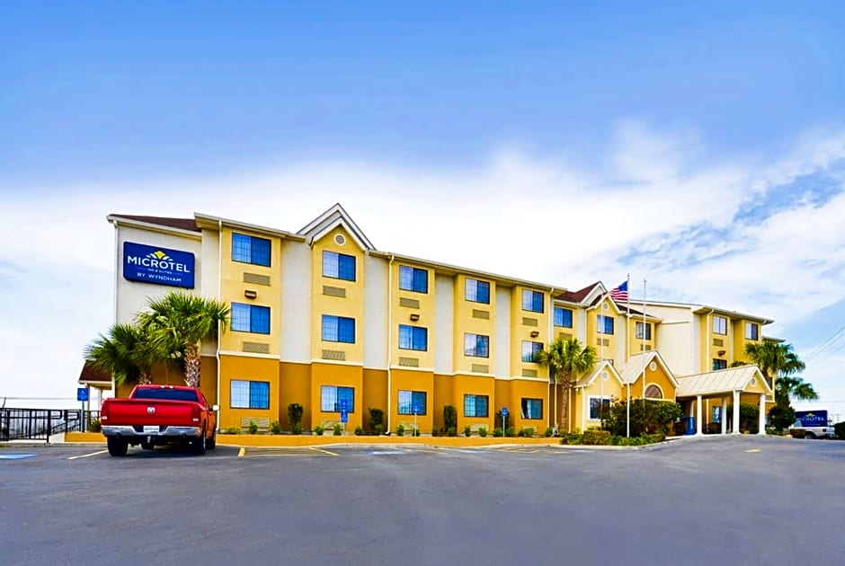 Microtel Inn & Suites By Wyndham New Braunfels