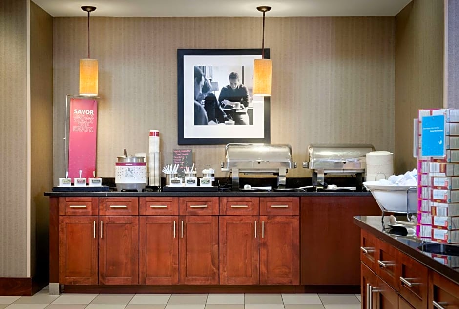 Hampton Inn & Suites Ocean City Bayfront-Convention Center