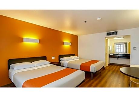 Double Room - Disability Access - Non-Smoking