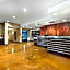 Best Western Plus Lakeview Hotel