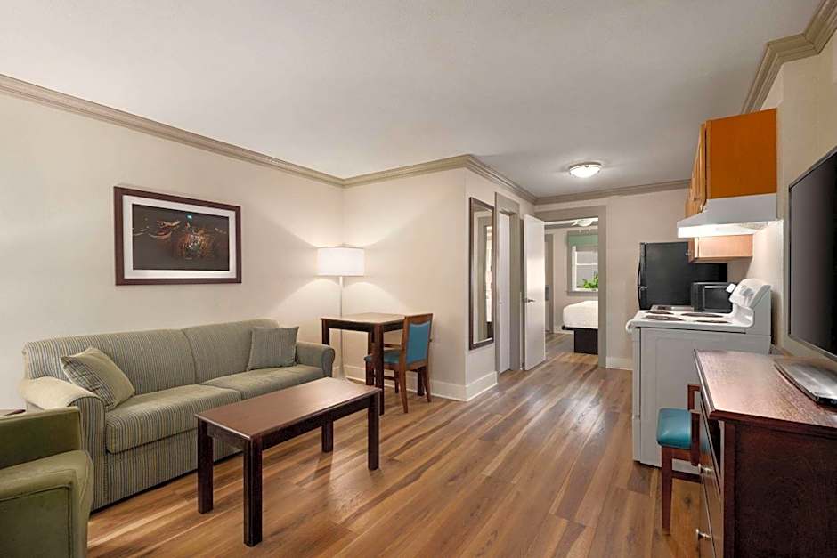 Days Inn by Wyndham Ocean City Oceanfront