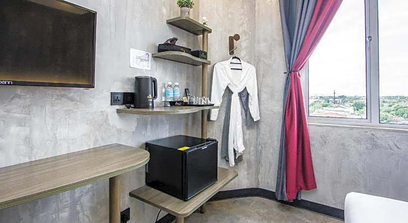 Sri Indar Hotel & Suites