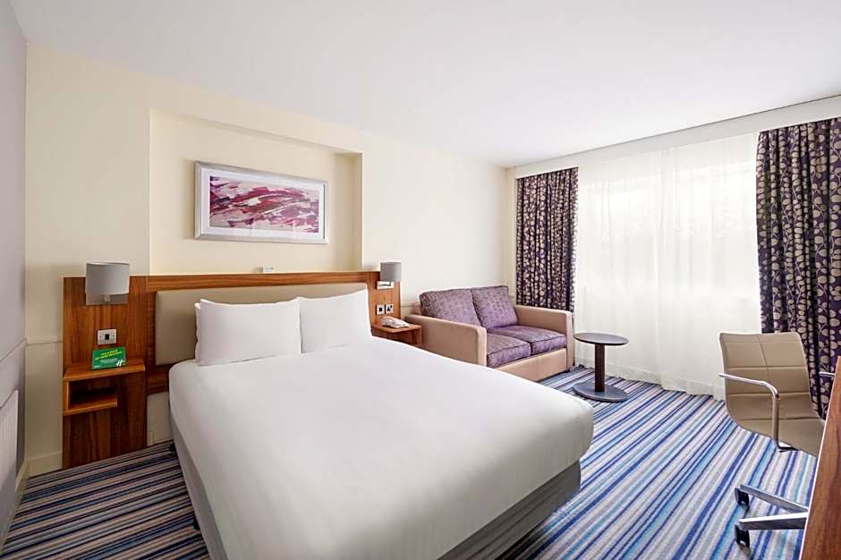 Holiday Inn Leeds Garforth By IHG