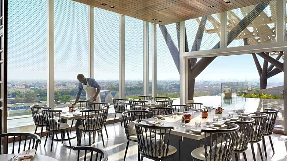 Four Seasons Hotel Kuwait at Burj Alshaya