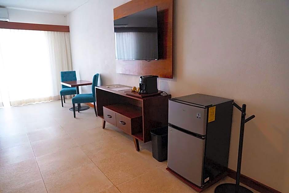 The Mint Resort Isla Mujeres