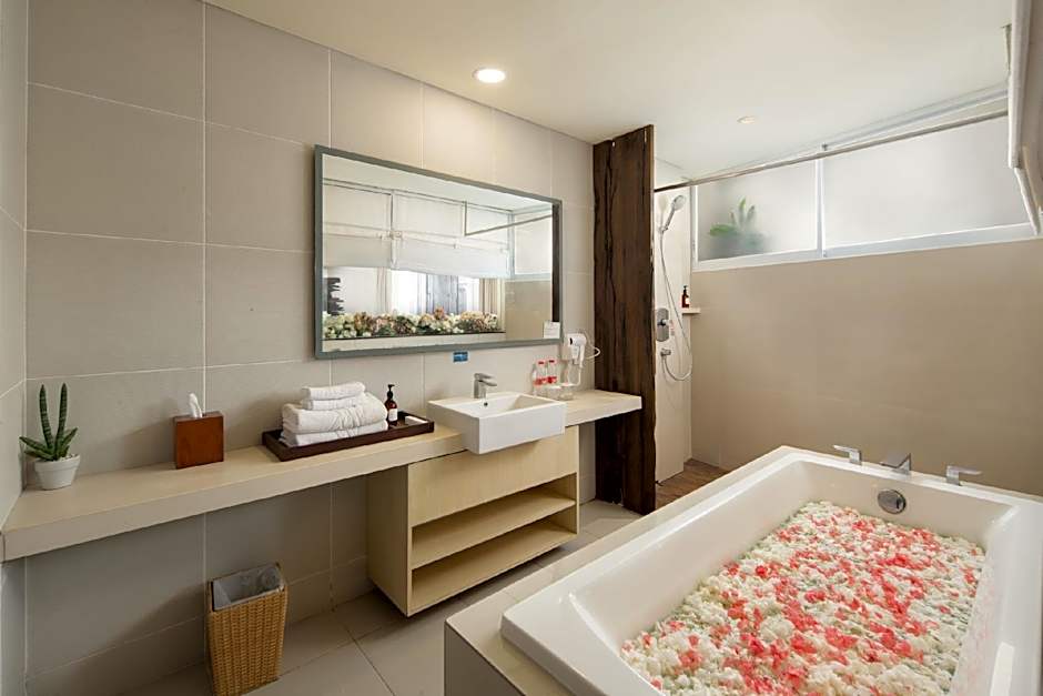 The Akmani Legian Hotel