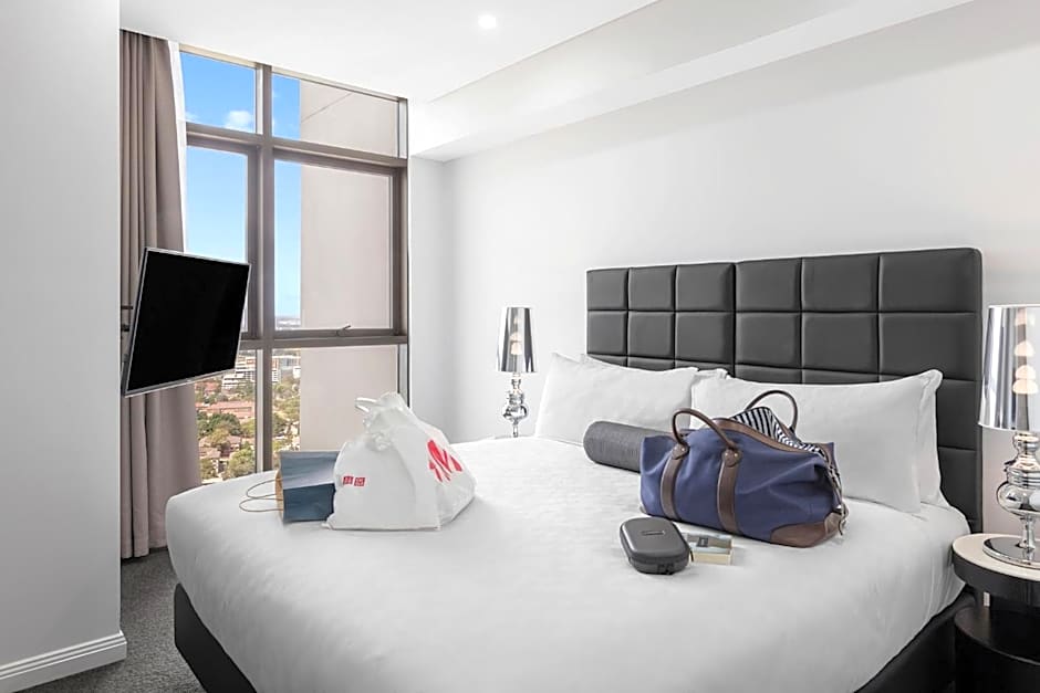 Meriton Suites Church Street, Parramatta