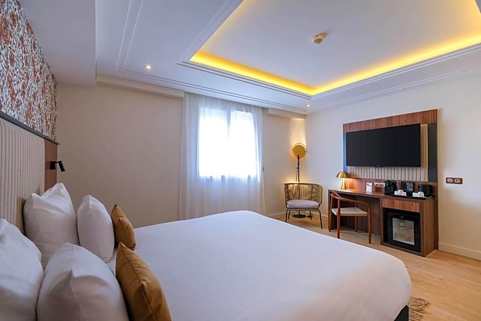 Zenitude Hotel la Valadiere, an Ascend Collection Hotel