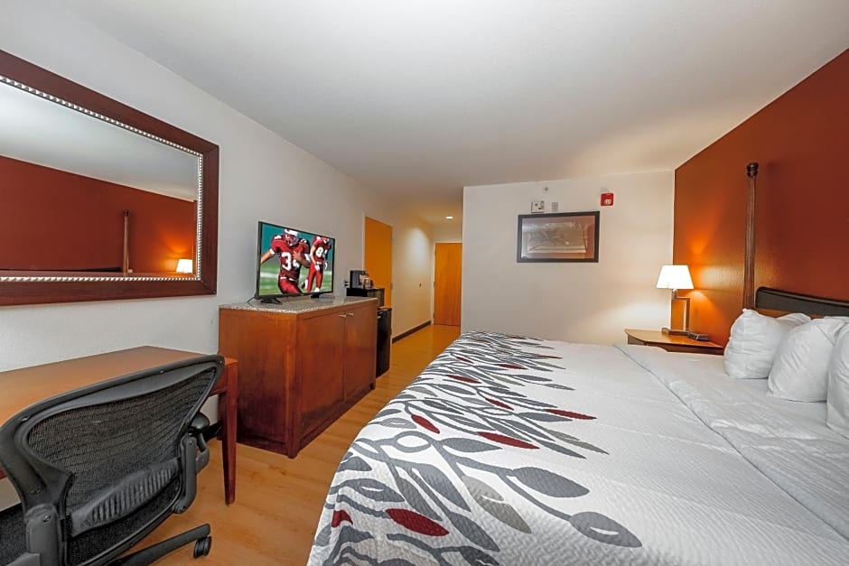 Red Roof Inn & Suites Biloxi - Ocean Springs