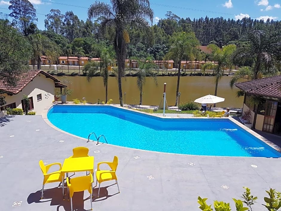 Chalés Sitio Dois Lagos - Amparo SP