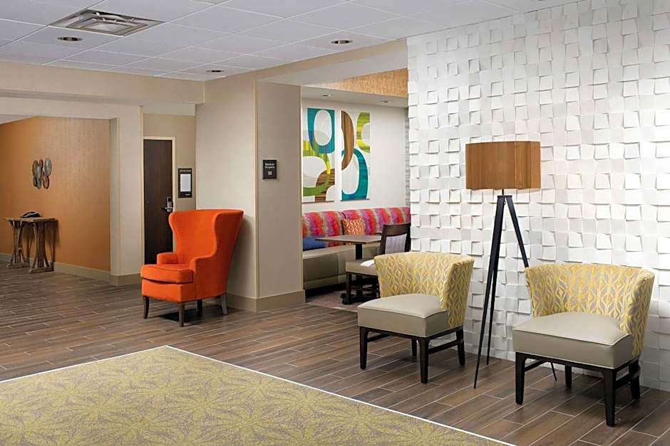 Hampton Inn By Hilton & Suites San Antonio Lackland AFB SeaWorld