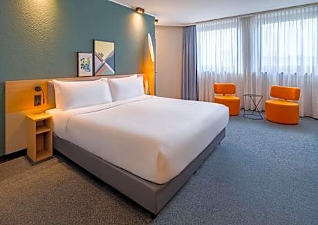 Spark by Hilton Wuppertal City Centre
