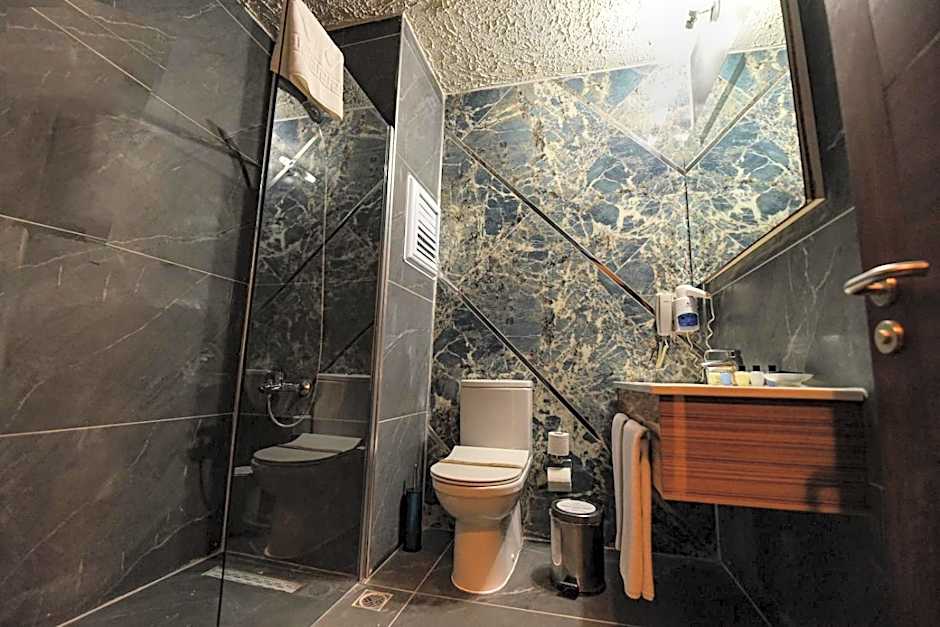 SIGNATURE GARDEN AVANOS Hotel & SPA