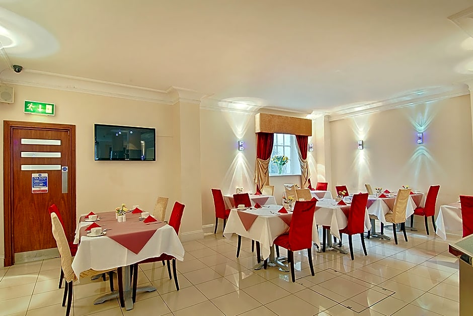 Park Grand Hyde Park