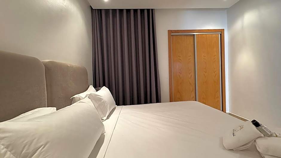 Street view 2BR Terrace - AppartAli Luxury Platform