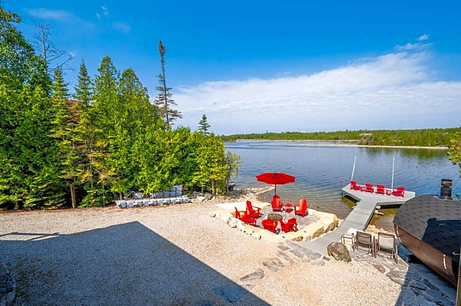 Waterfront W Sauna, Hot Tub & Boat Slip