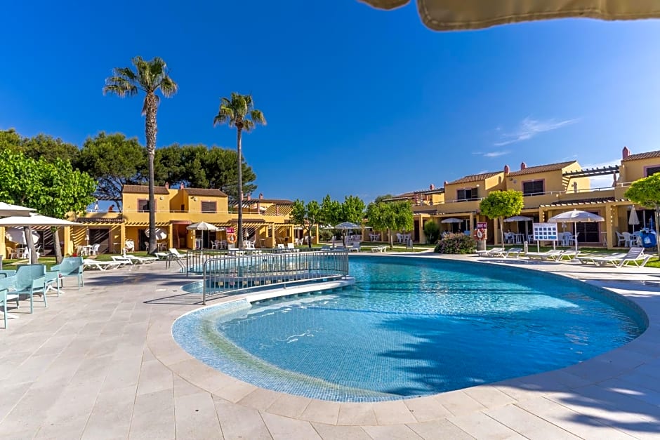 Apartamentos Ses Anneres