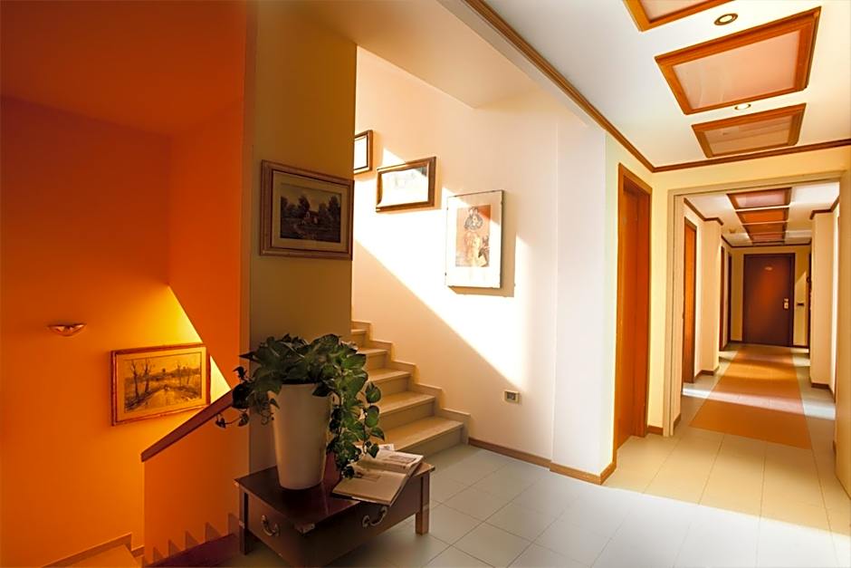 Vintage Hotel Tornese - Business & Events