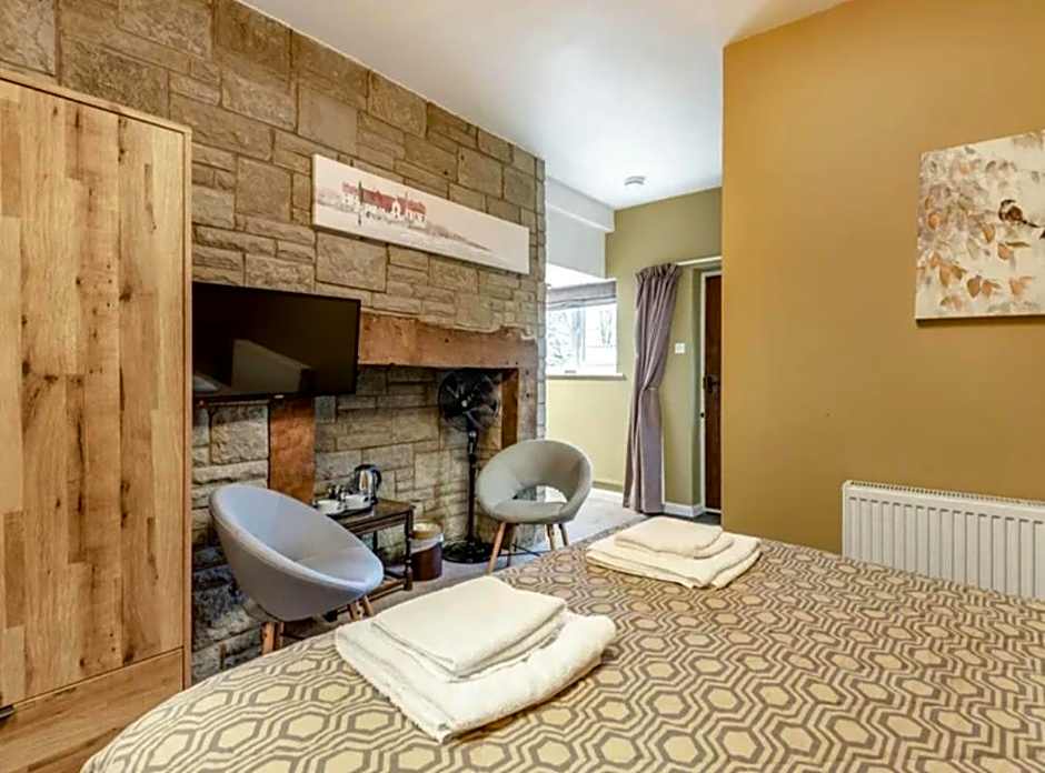 Curly Tail Accommodation