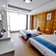 Mount Emei Moon Bay Hotel