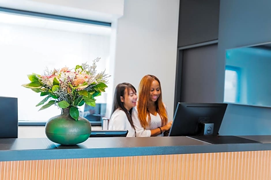 B&B HOTEL Zürich Airport