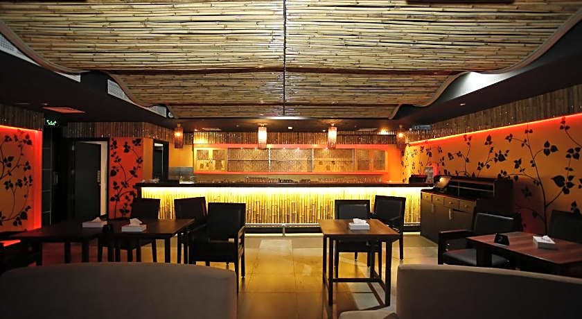 Crystal Palace Hotel