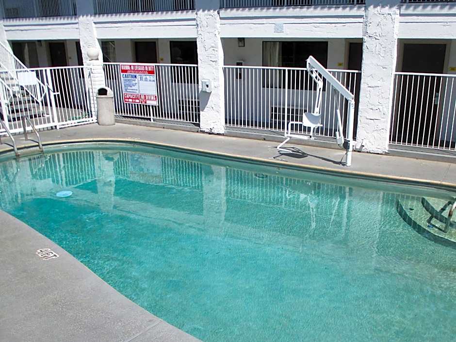 Motel 6-Fresno, CA