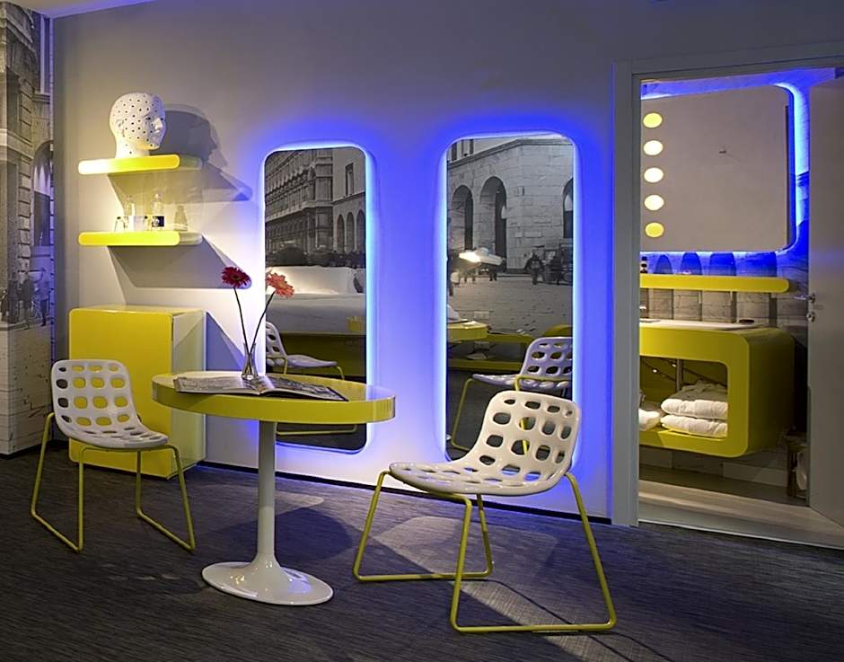 The Street Milano Duomo