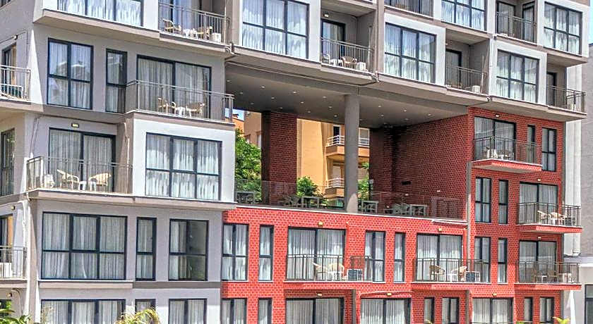 Laristone Suite Spa Hotel