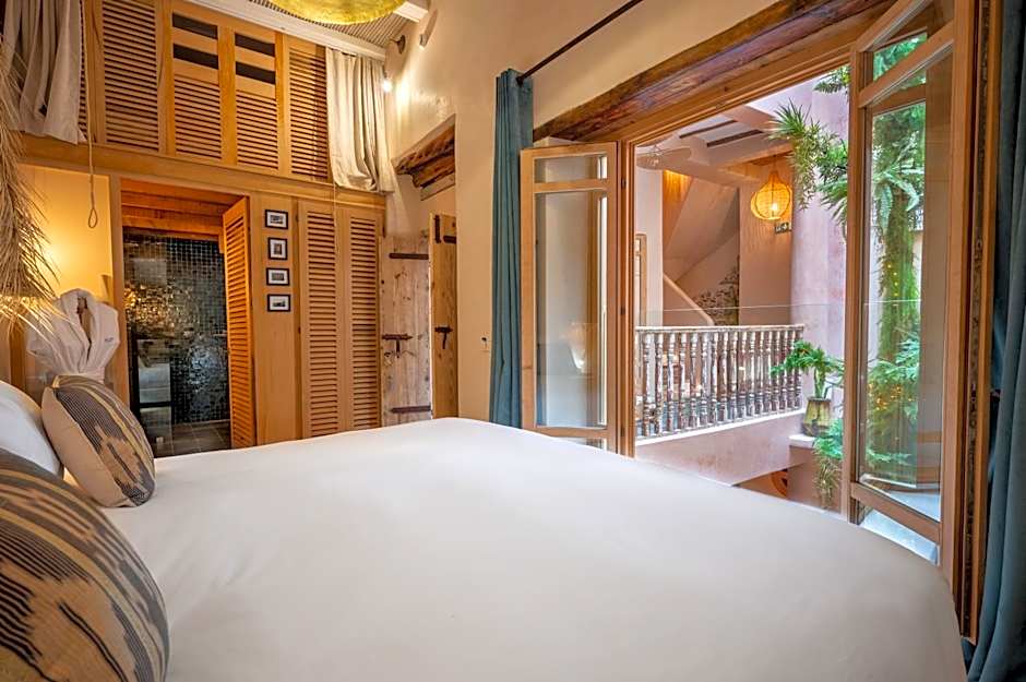 Mama Lova Hôtel, Riad, Restaurant & Spa