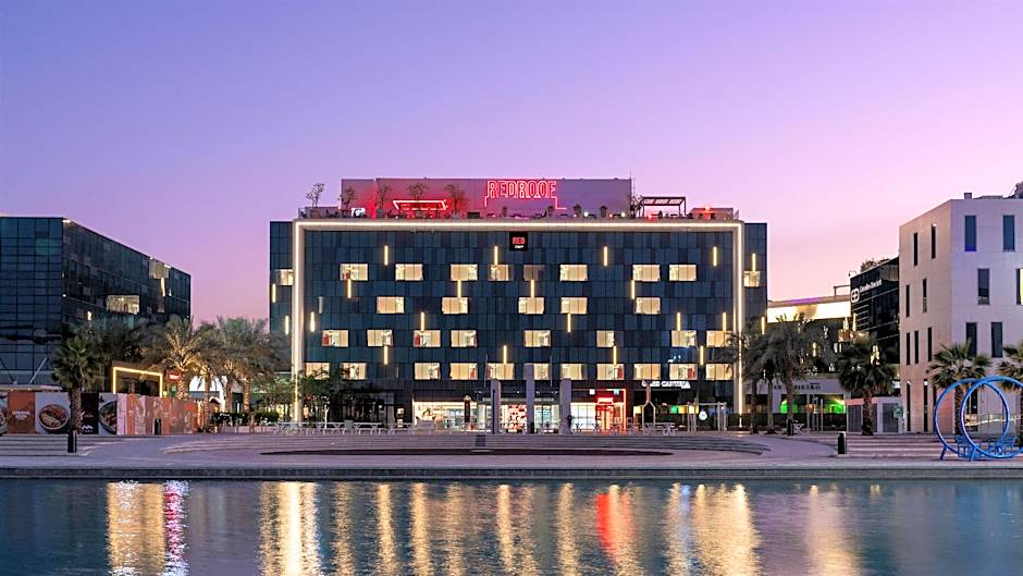 Radisson Red Dubai Silicon Oasis