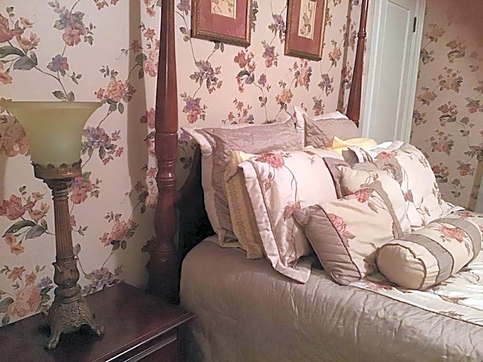 Brookview Manor Inn