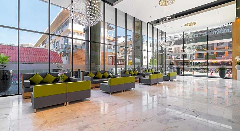 Grand Kata VIP Kata Beach