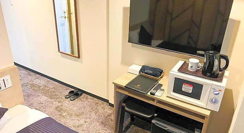 Hotel Livemax Naha