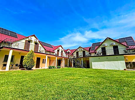Apartamenty, Domki, Pokoje Ewelka