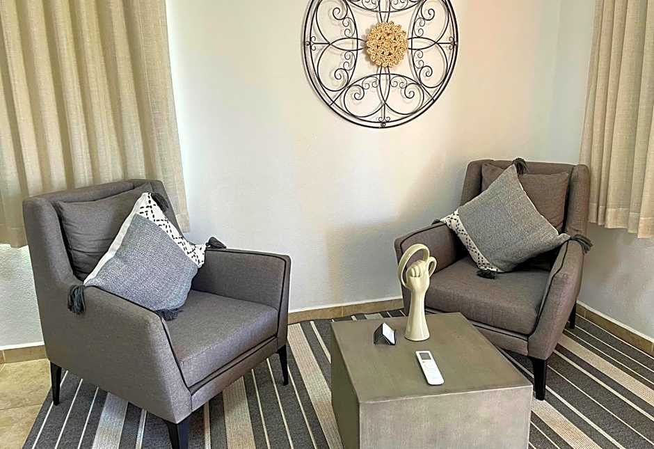 Punta Pescadero Paradise Hotel & Villas