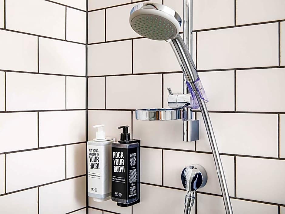 Ibis Barcelona Santa Coloma