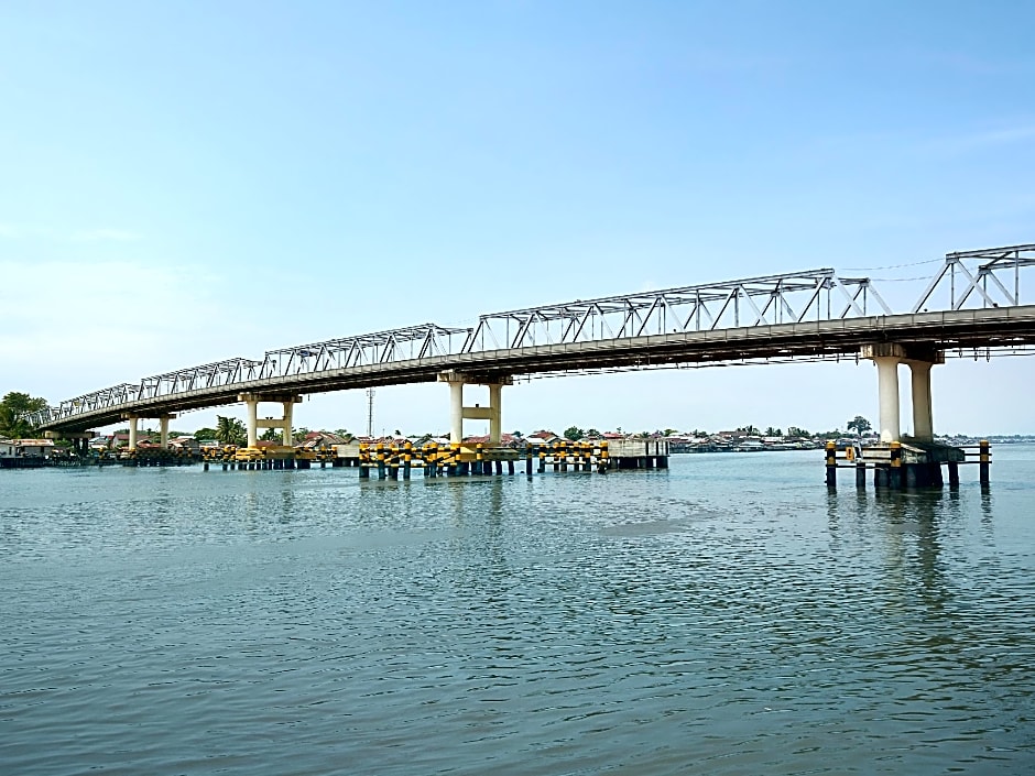 ibis Pontianak City Center