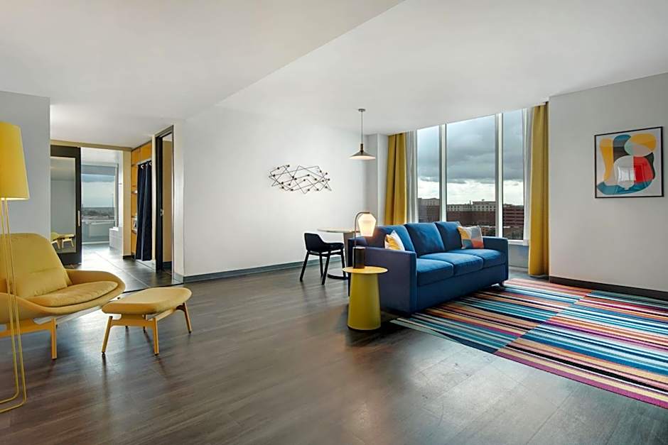 Aloft Oklahoma City Downtown - Bricktown