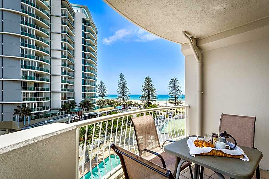 Kirra Beach Apartments