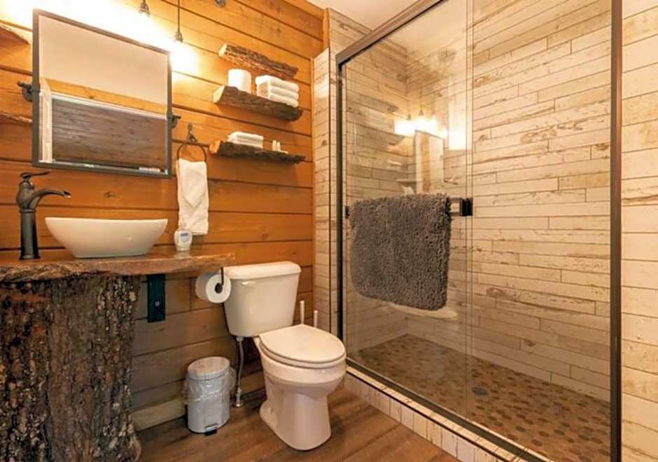 Starlight Haven Hot Springs