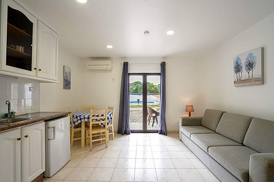 Apartamentos Vale de Carros by Umbral