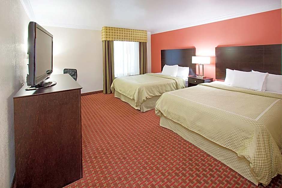 AmericInn by Wyndham Johnston Des Moines